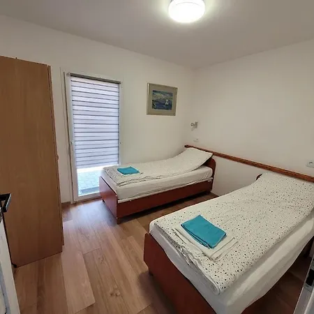 Zlota Rybka * 达尔沃沃